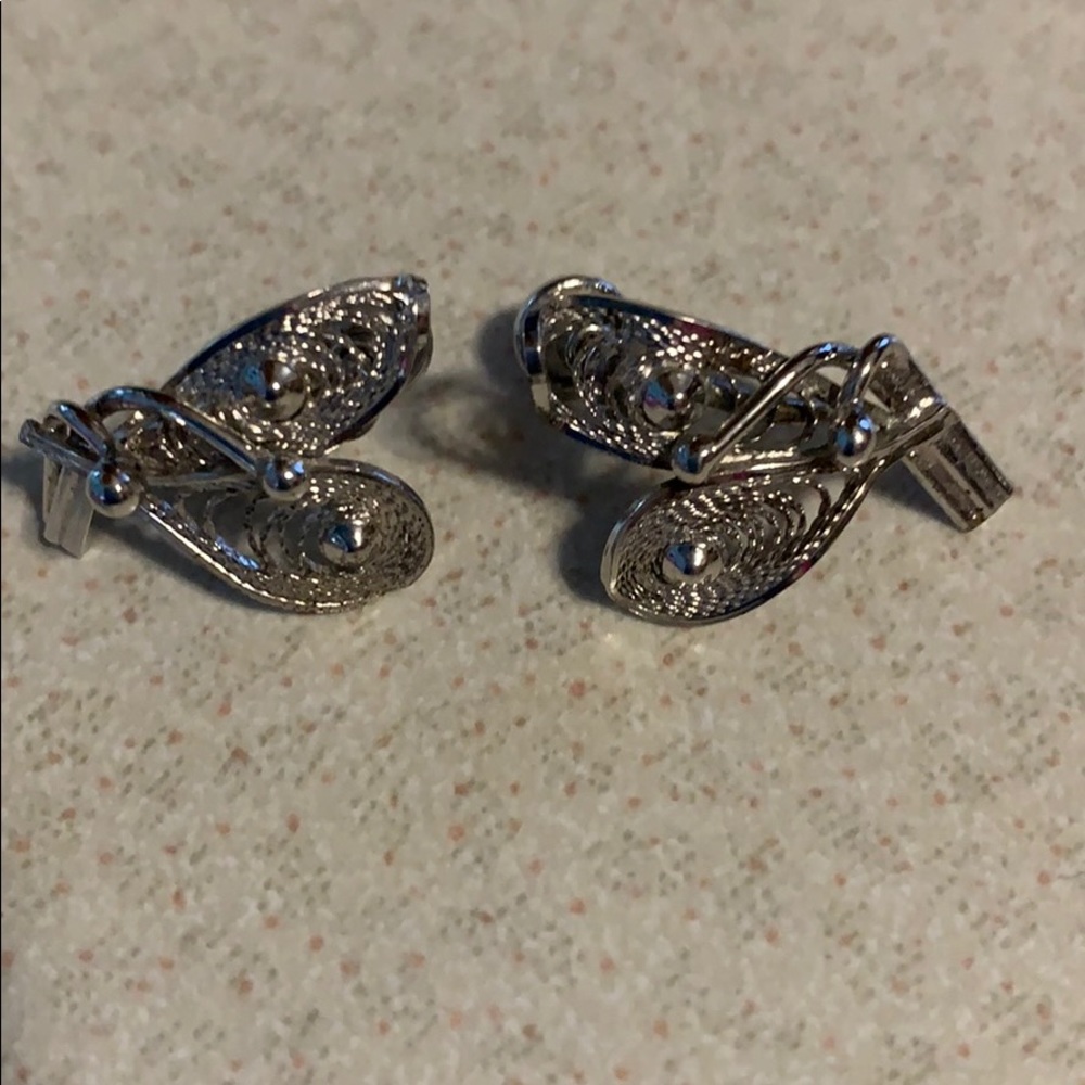 Vintage sterling mesh leaf shaped screw-back earrings (40)